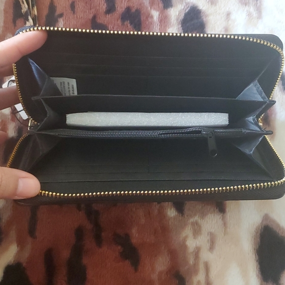 *** NOT AVAILABLE!!! *** - Picture 3 of 10